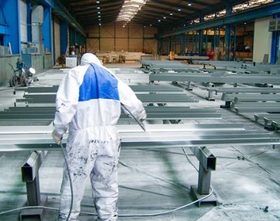 Freiflaechenlackieranlage_mit_Weitwurfduesentechnik_2