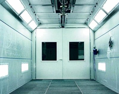 Lackierkabine_mit_Bodenabsaugung