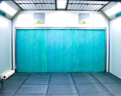 Lackierkabine_mit_Wandabsaugung