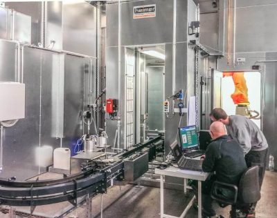 Montage_von_Kunststofflackieranlagen