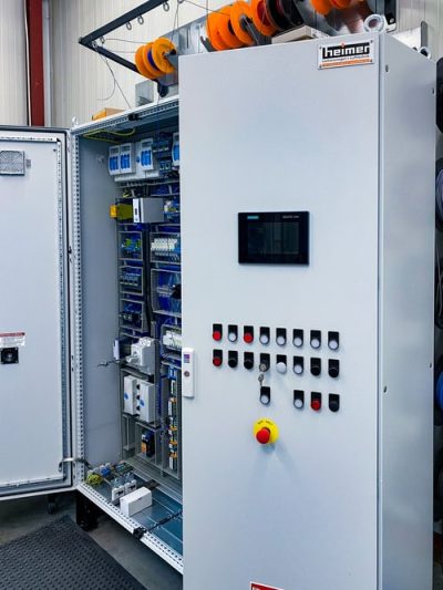 Schaltschrankbau.jpg Schaltschrankbau