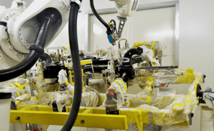 Lackierung von Achsträgern - Lackieranlagen | Pulverbeschichtungsanlagen | Vorbehandlungsanlagen