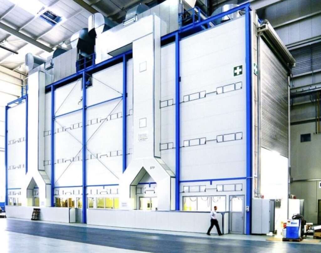 Lackierkabine_Sonderloesung_XXL_Heimer